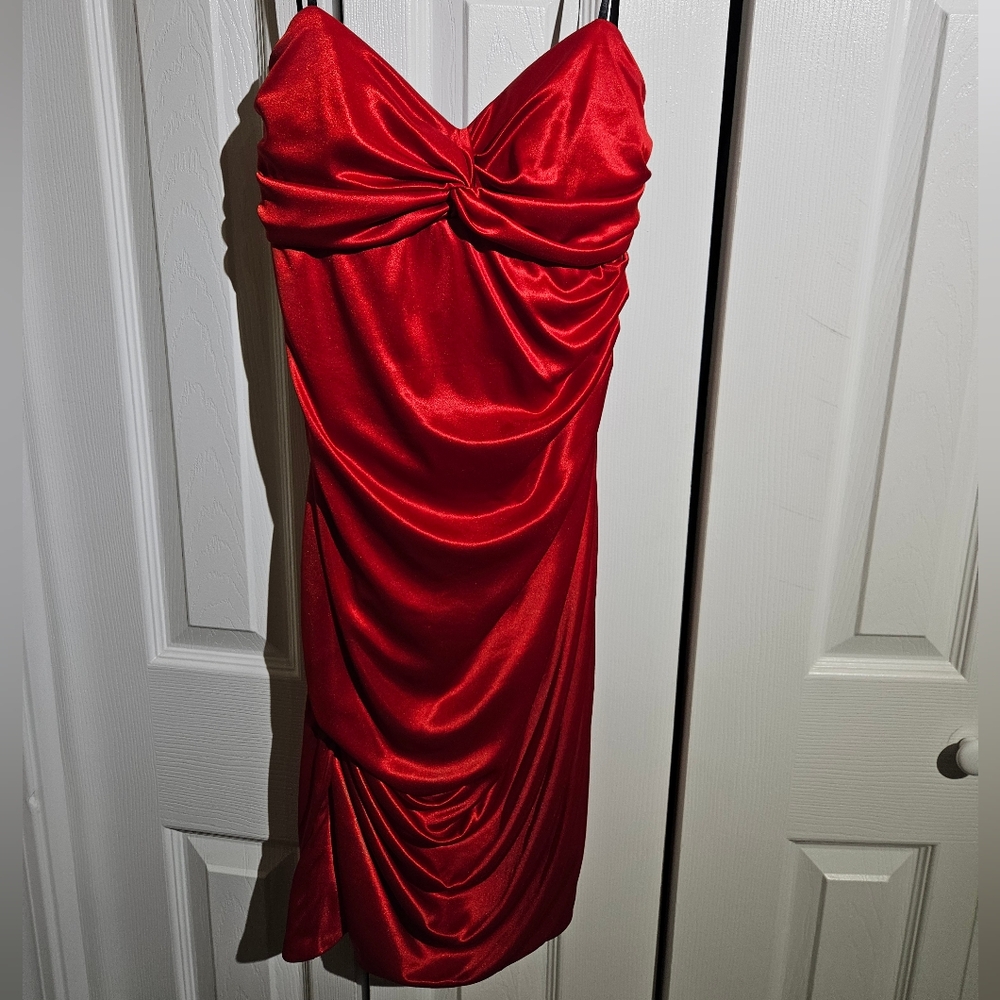 Stunning Silky Strapless Red Dress | B. Darlin Size 11/12